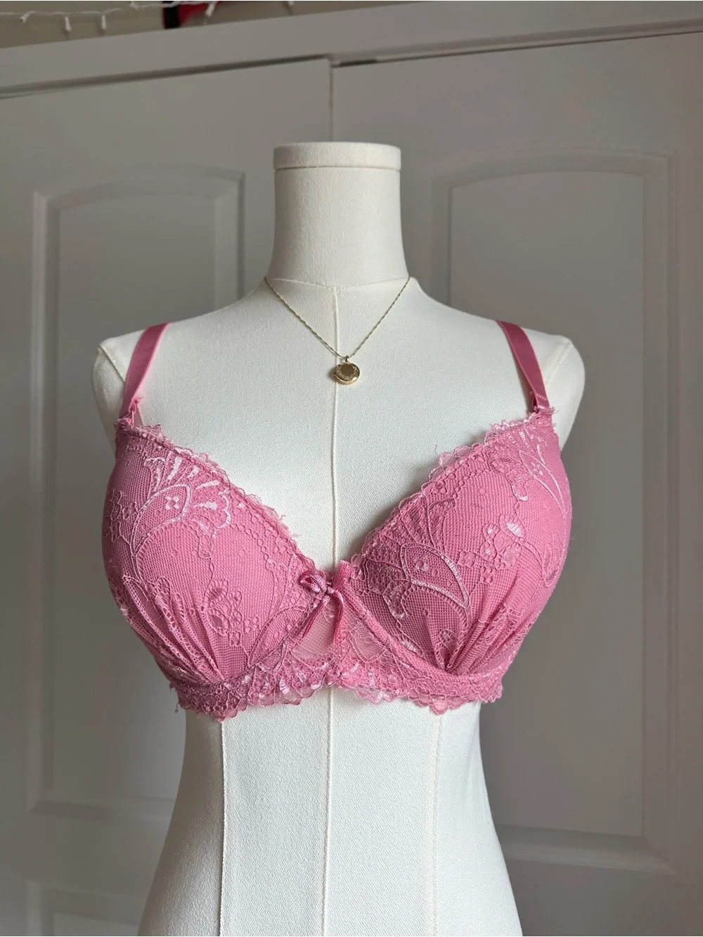Lace Underwire Bra Bundle in Pink & White - Picture 1 of 9